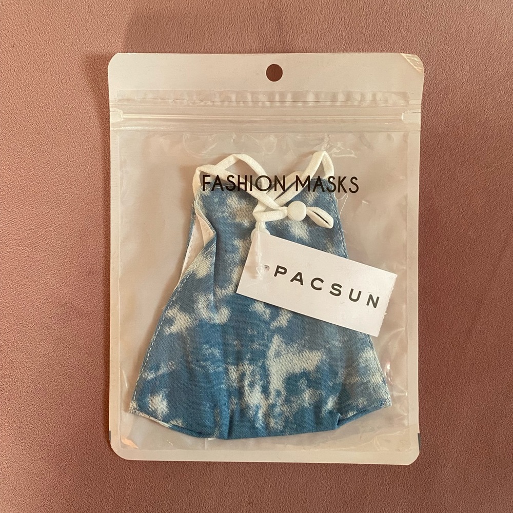 PacSun Tie-Dyed Face Mask